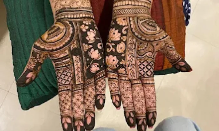 Vishal’s Mehndi Kolhapur